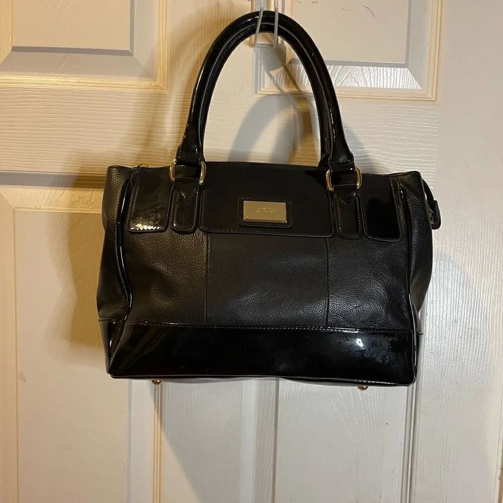 Tignanello black leather shoulder bag with gold tone hardwares